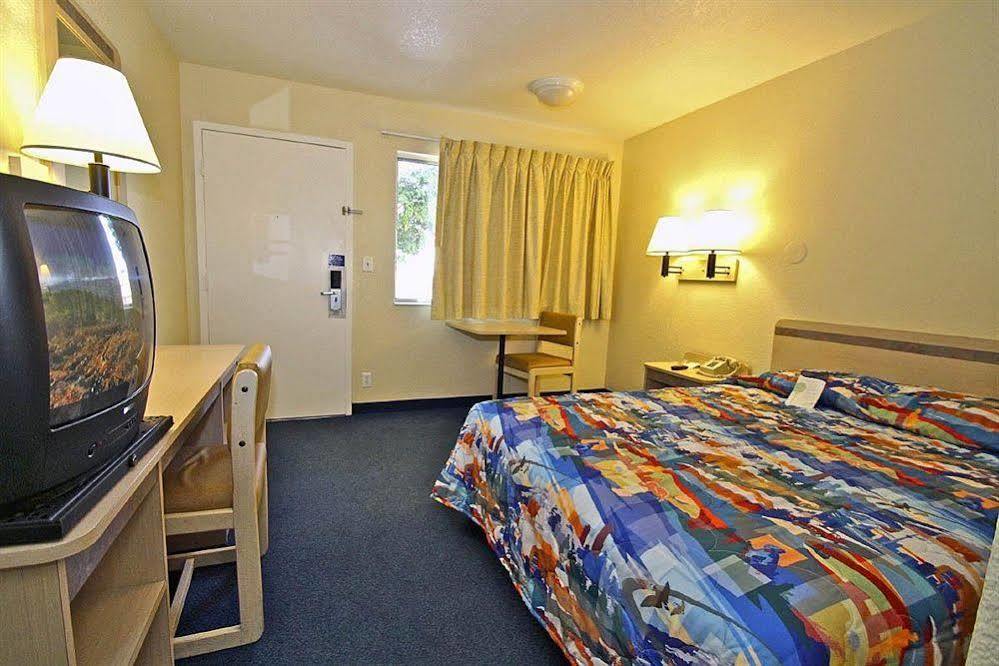 Motel 6-Turlock, CA Exterior foto